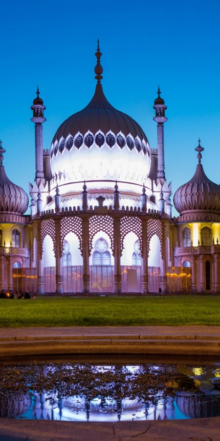 Royal Pavilion in East Sussex at night, Brighton, England